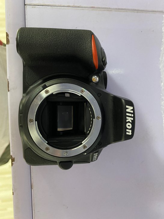 尼康d5600单机身