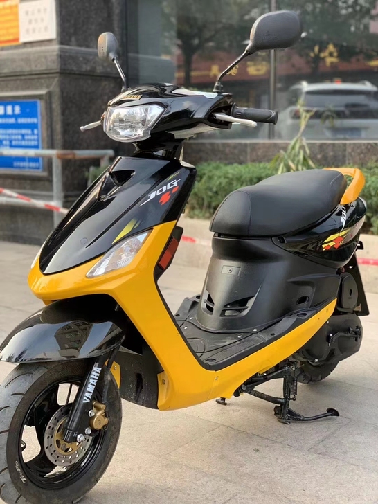 雅马哈巧格100c,成色如图,发动机安静有...