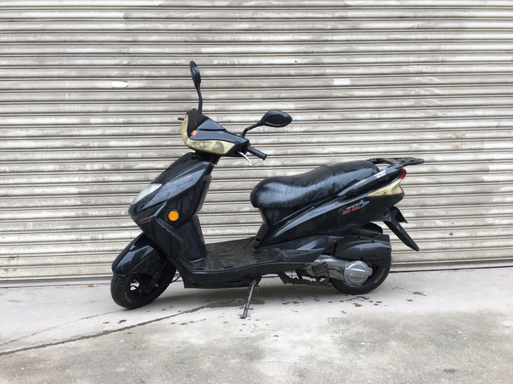 精品迅鹰125踏板车，车况性能良好，代步绝...