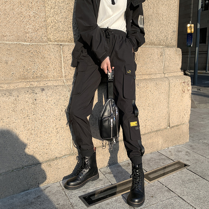 工装裤子女2021春秋夏新款帅气束脚运动休...