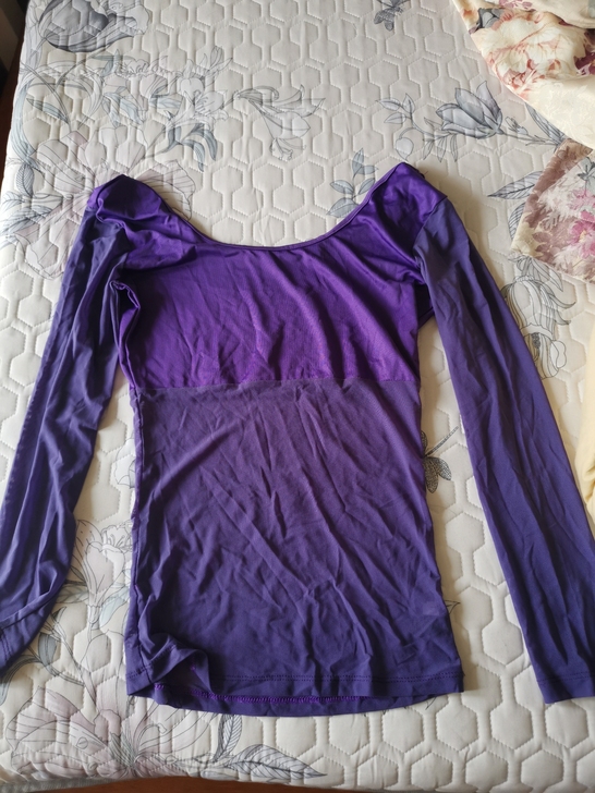 肚皮舞舞服一套，L码，两条腰带，七成新左右...