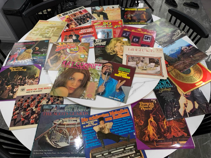 黑胶lp7寸45转速 盘面无划痕 随机打包...