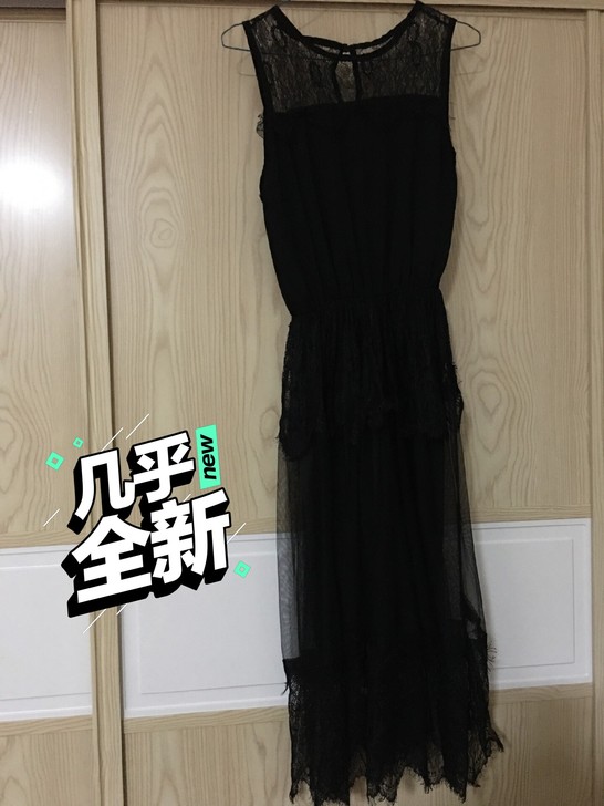搭配必备小黑裙，蕾丝小黑裙长裙，有内衬，质...
