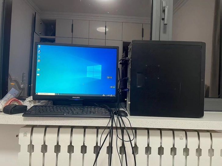 家用台式机电脑全套，不单出。