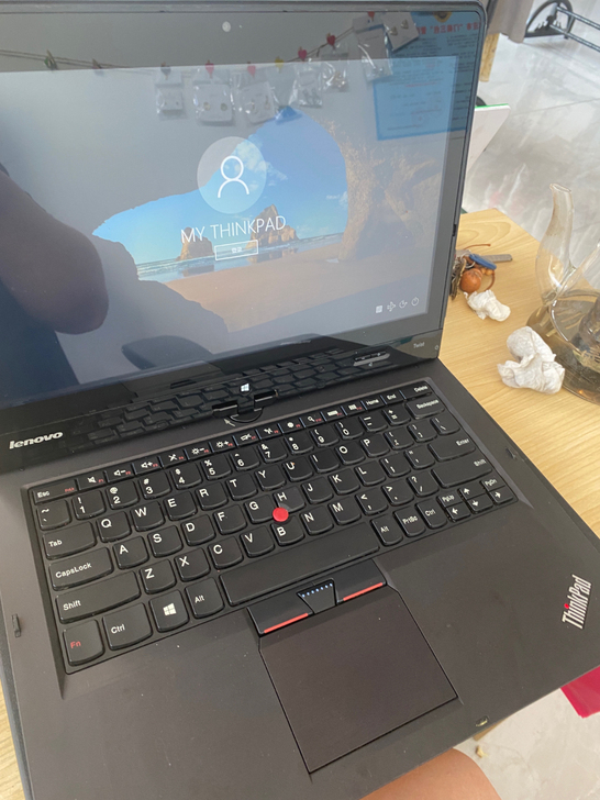 Lenovo ThinkPad S230U...