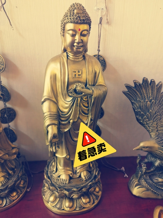 铜佛像