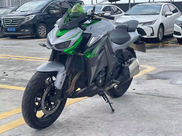 急出一台加爵N19大蟒蛇，双缸水冷400c...