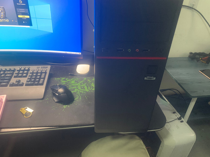 纯办公全新电脑两台，没有包装了。十秒开机 ...