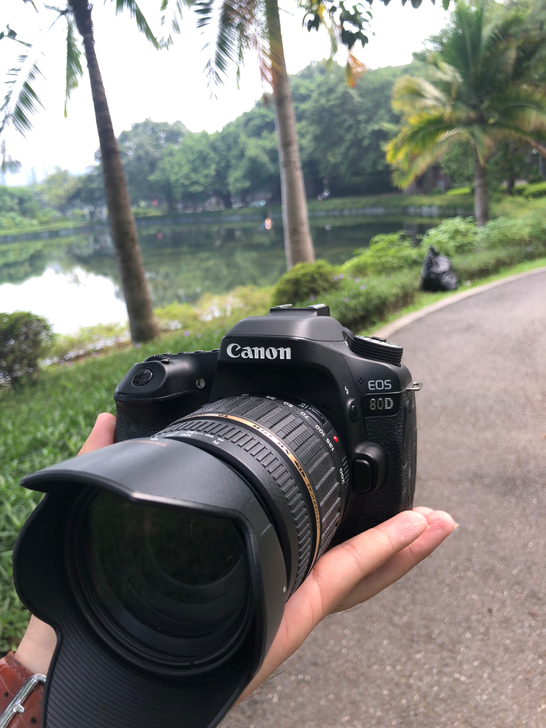 佳能80D，搭配腾龙18-200
