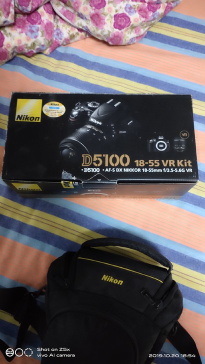 尼康D5100单反相机,买来没用过几次,9...