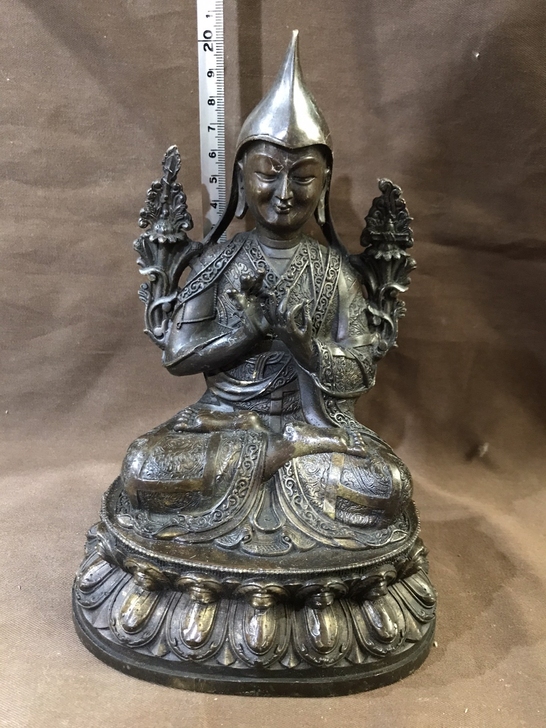 藏传佛教铜佛像看着有个百十年重二斤一两古玩...