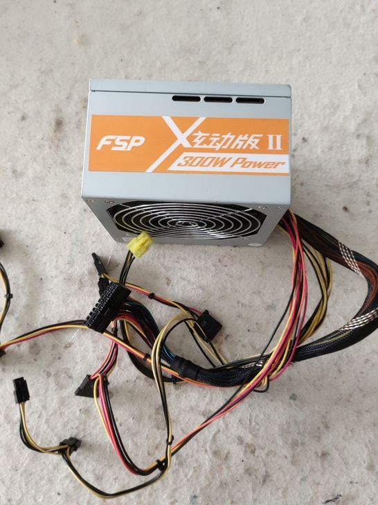 全汉电源  蓝暴系列  炫动版 atx30...