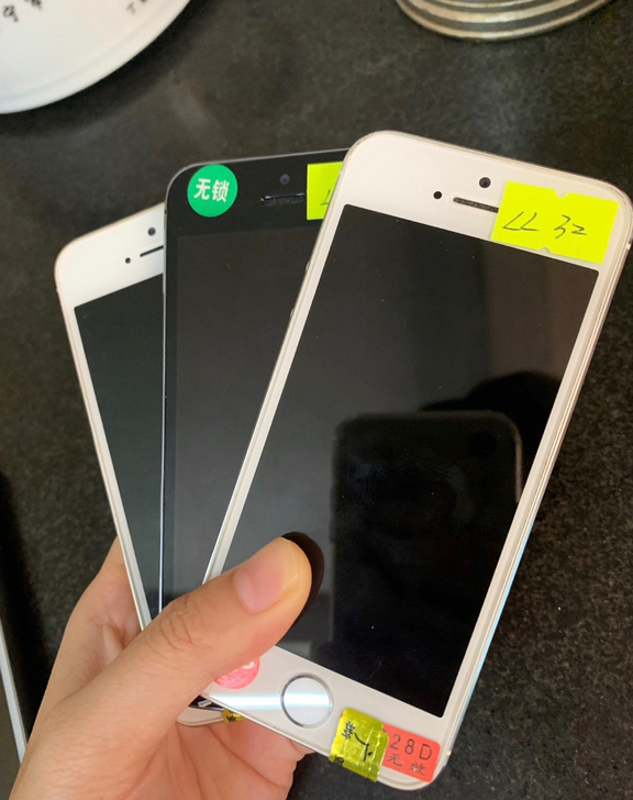 苹果5s   16G内存  有指纹解锁