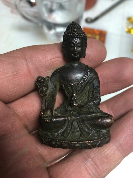 古玩铜实心佛摆件铜佛祖手把件藏密药师佛小摆...