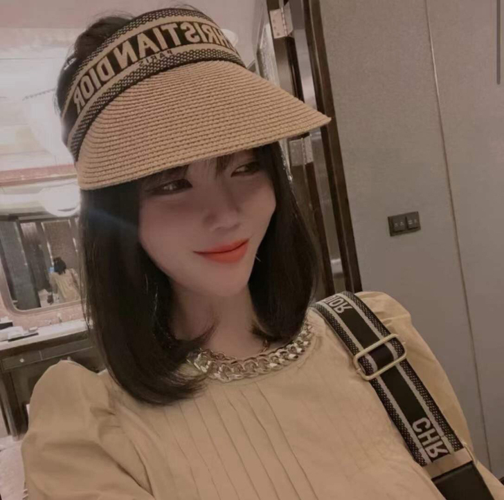 迪奥夏季遮阳帽草帽
