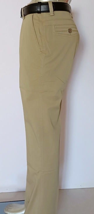 男裤自家工厂当地知名服装厂因断码商场撤柜大...