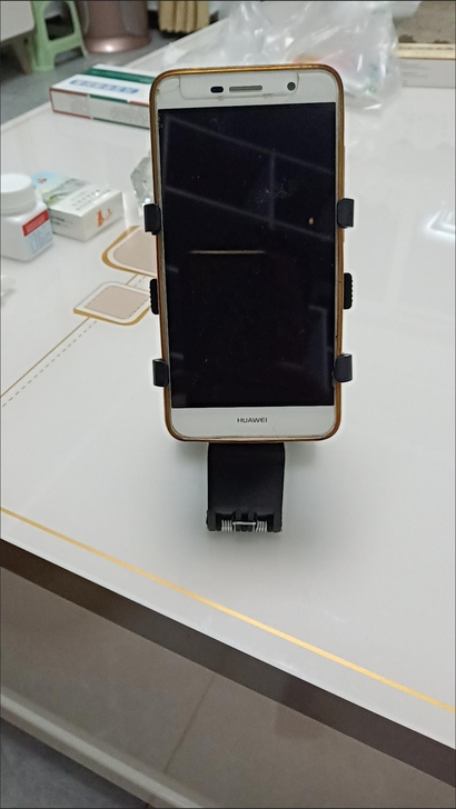 全新包邮车载手机支架仪表台手机汽车导航直视...