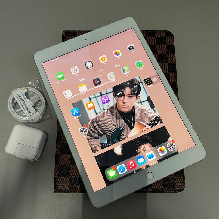 苹果平板电脑ipad 2020款 第八代i...