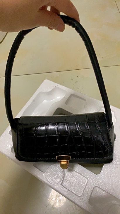 法国小众包包女2020新款潮韩版百搭单肩小...