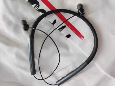 【闲置】  索尼WIH-700蓝牙耳机