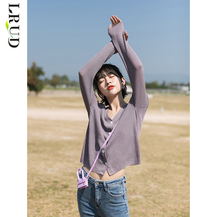 LRUD 毛针织衫    最近买了太多衣服...