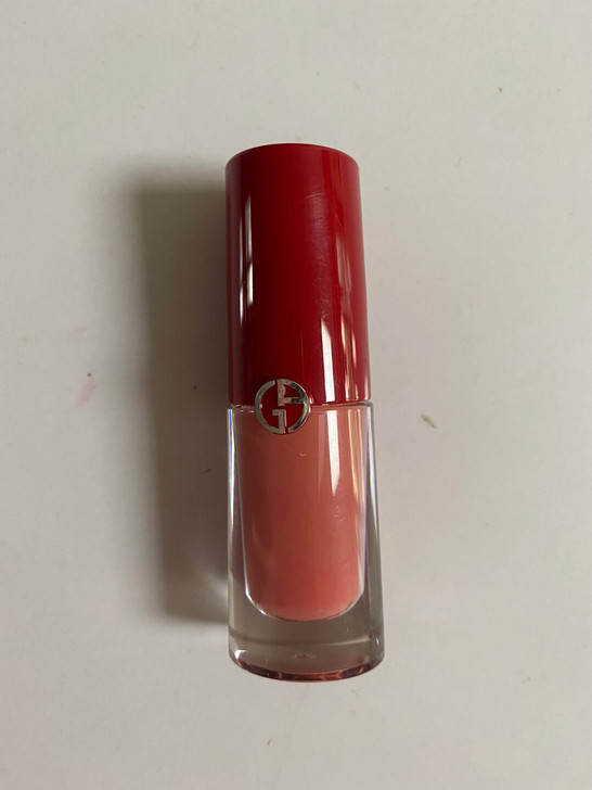 阿玛尼唇釉，色号可以小红书，个人认为显白，...