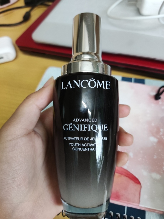 兰蔻小黑瓶精华肌底液，小红书官方自营购入，...