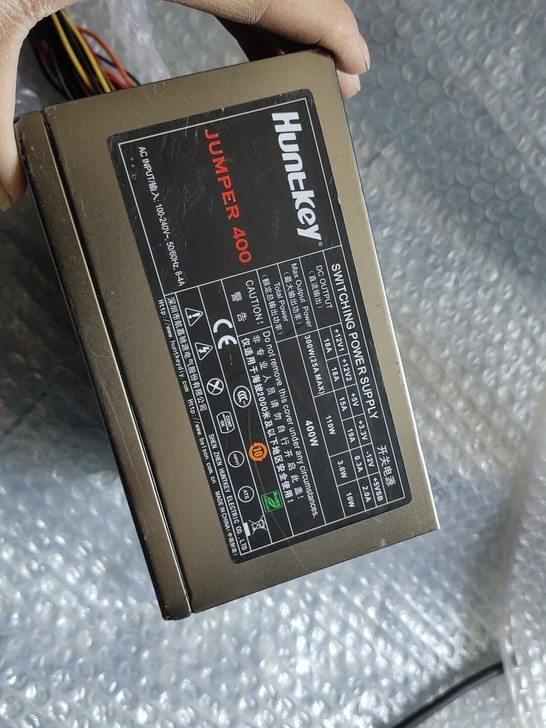 电源 航嘉额定400 w显卡供电6+8,...
