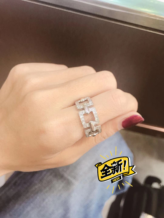 18k钻石戒指