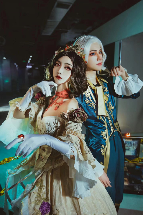 三分家红夫人血宴cos