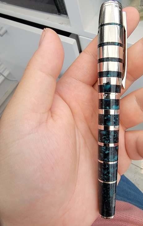 万宝龙 08年大文豪 萧伯纳 f尖 盒...