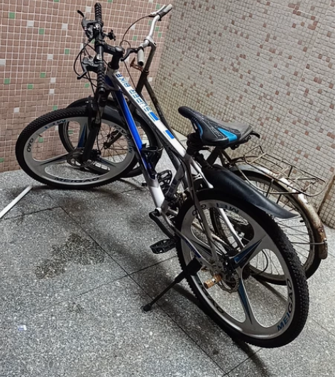 感兴趣的话点“我想要”和我私聊吧~ 感兴趣...