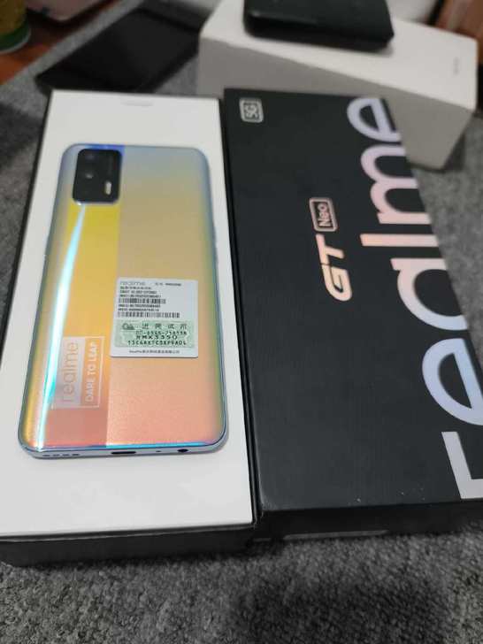 Realme 真我GT Neo闪速版 12...