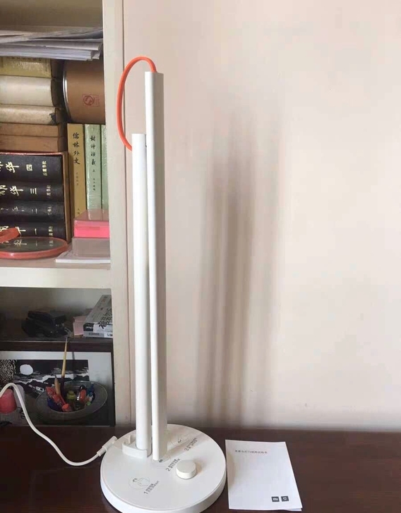 小米米家LED台灯1S 学生床头灯护眼灯