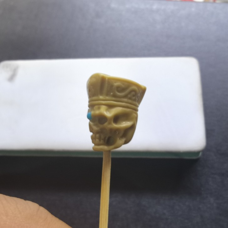 回血 缅黄骷髅配饰