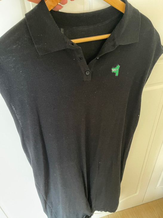 黑色长款翻领衫，均码宽松款，穿一次很新，适...