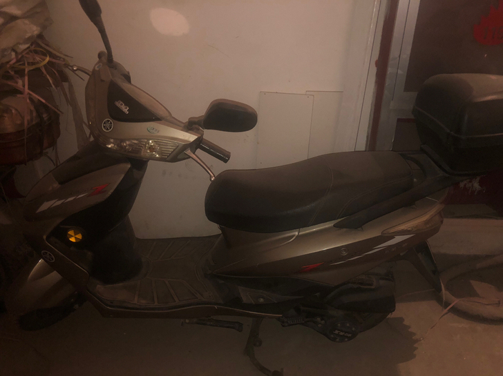 五羊一本迅鹰125，9新，刚保养过，一切完...