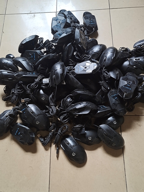 正品罗技G402有线鼠标，游戏鼠标，宏鼠标！