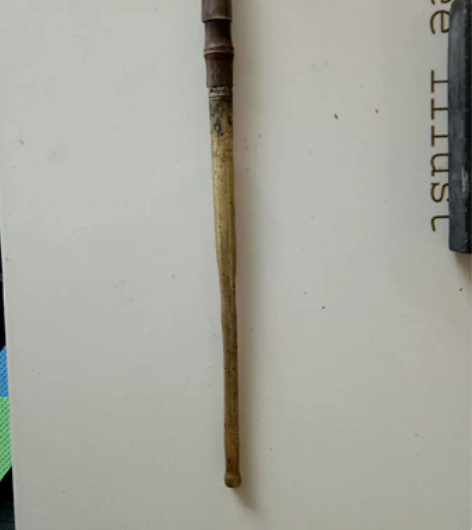 好漂亮的烟锅！长嘴 感兴趣的话点“我想要”...