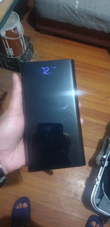 转手一个凸格南极人的充电宝40000毫安，...