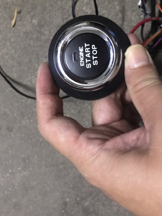 汽车改装开关一键启动按键 品牌：卡帝牌，起...
