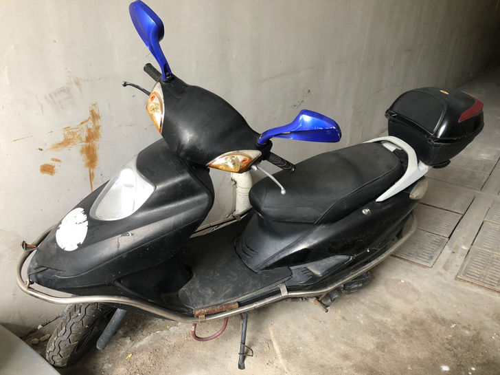 闲置不用一部助力踏板车，汽油车。