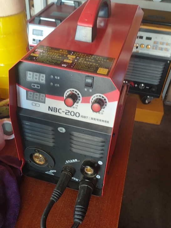 火王不用气的气保焊NBC200型，家用电很...