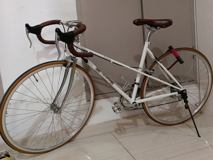九成新公路自行车~品牌不知道,原价不知道,...