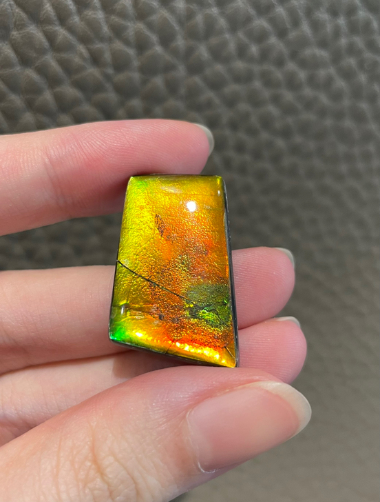 天然加拿大斑彩石 斑彩螺化石裸石 亮彩 很...