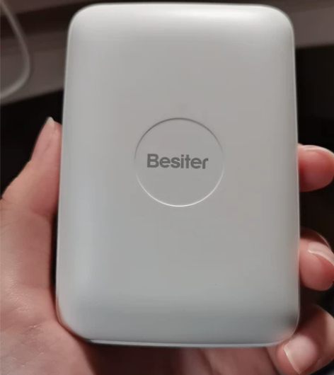 besiter充电宝 非全新！有划痕 介意...