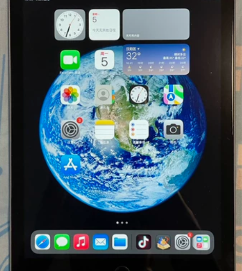 ipad 6代 32G 2018款 带原包...