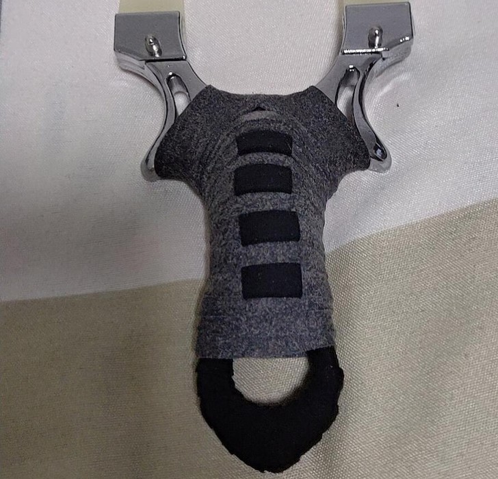 扁皮弹弓高精度强大威力快压免绑不锈钢弹工户...