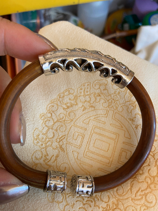 鸡血藤，包的藏银，手围闭口18，粗7.0-...