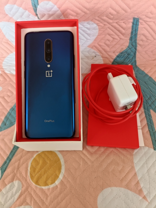 一加7pro国行8+256g，完美屏。换过...